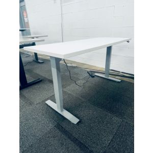 Safco Medina Height Adjustable Desk