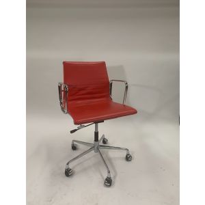 Mid-Back Modern Conference Chair (Red Leatherette)